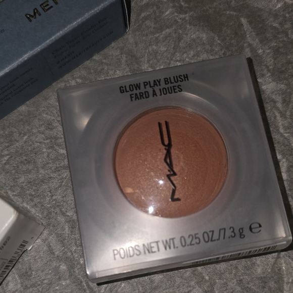 Skin Care/makeup Bundle - Picture 8 of 9